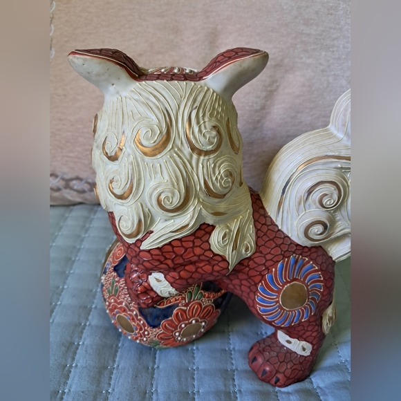 Vintage Japanese Red Cinnabar Glaze Chinoiserie Moriage Porcelain Foo Dog #2 - Picture 10 of 13